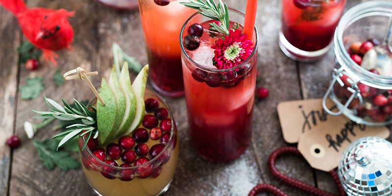 How to Make Delicious Floral Daiquiris: Lavender and Rose Recipes