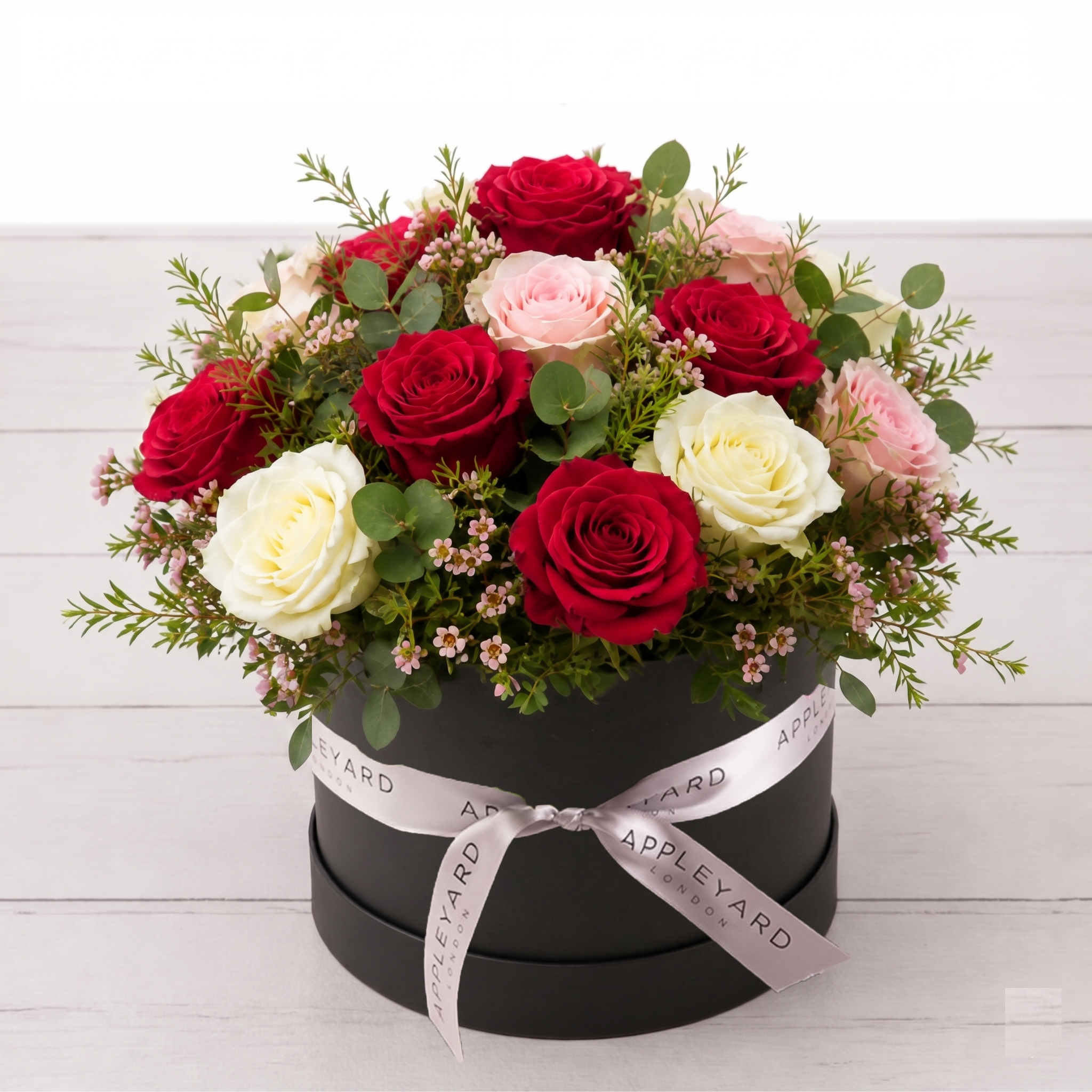 Rose Medley Hatbox - Designed By Luxury Florist - Hatbox Flowers - Flower Bouquet - Next Day Flower Delivery UK - Appleyard London