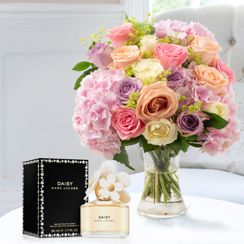 Flower Gift Set - Candy Clouds & Daisy Eau De Toilette By Marc Jacobs - Pink - Roses - Next Day Flower & Gift Delivery UK - Appleyard London