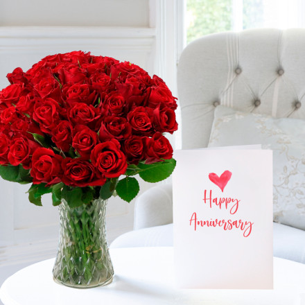 50 Classic Red Roses & Anniversary Card