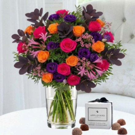 Autumn Woodlands, 6 Mixed Truffles & Glass Flute Vase (25cm)