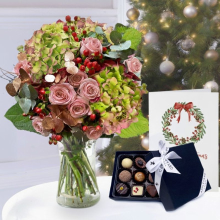 Christmas Hydrangea, 9 Luxury Chocolates & Christmas Card