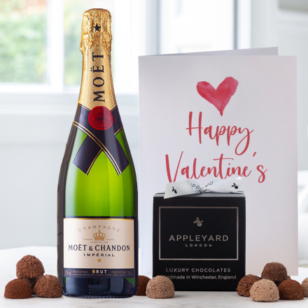 Moët & Chandon Brut Champagne (75cl), 12 Handmade Truffles & Valentine's Card