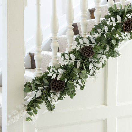 Frosty Mist Garland