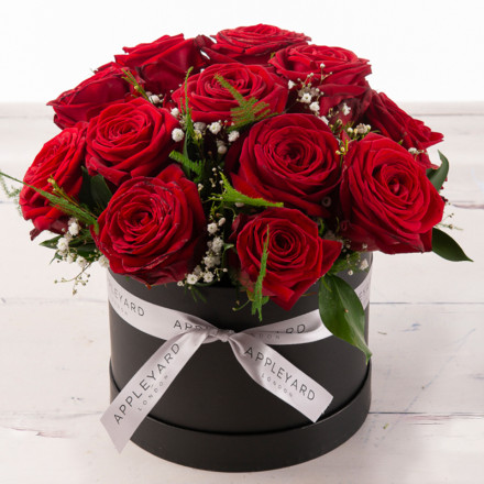 Red Rose Grande hatbox 
