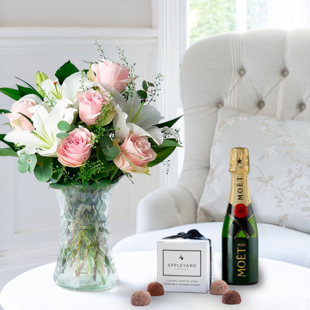 Simply Pink Rose & Lily, Mini Moët & 6 Mixed Truffles
