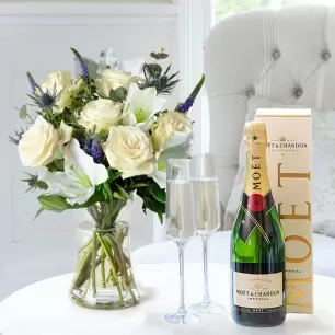 Lunar & Moët & Chandon