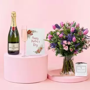 Luxury Spring Blossom, Moët & Chandon, 6 Mixed Truffles & Mother's Day Card