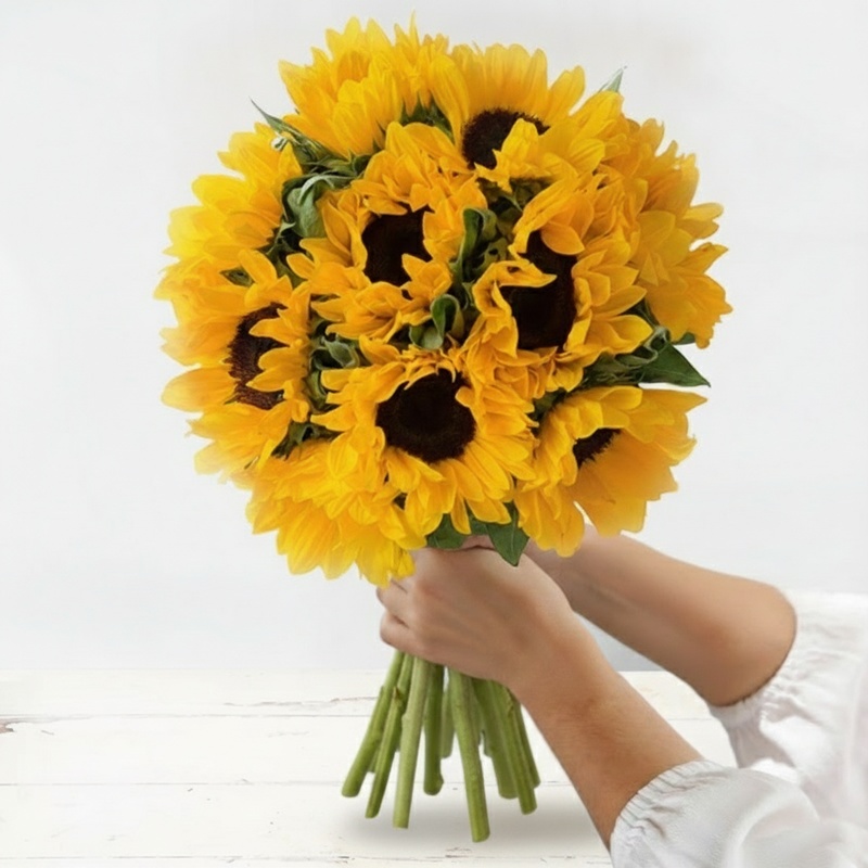 Luxury Summer Flower Bouquet - Sunflowers - Next Day Flower Delivery UK - Appleyard London