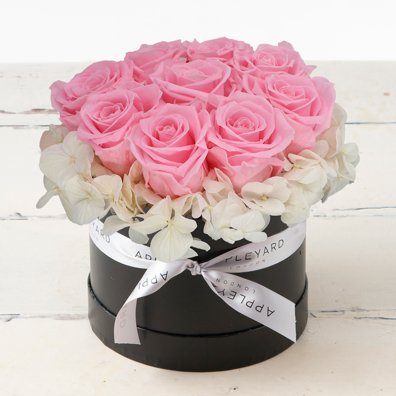 Preserved Pink Rose & Hydrangea Hatbox - Preserved Roses & White Hydrangeas - Lasts A Year - Hatbox Flowers - Luxury Flowers - Flower Bouquet