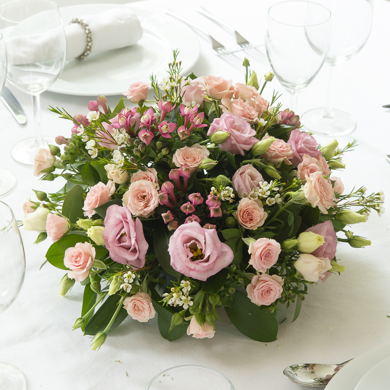 Affection Table Centres - Peach - Wedding Flower Bouquet - Wedding Centrepieces - Last Minute Wedding Flowers Delivery UK - Appleyard London