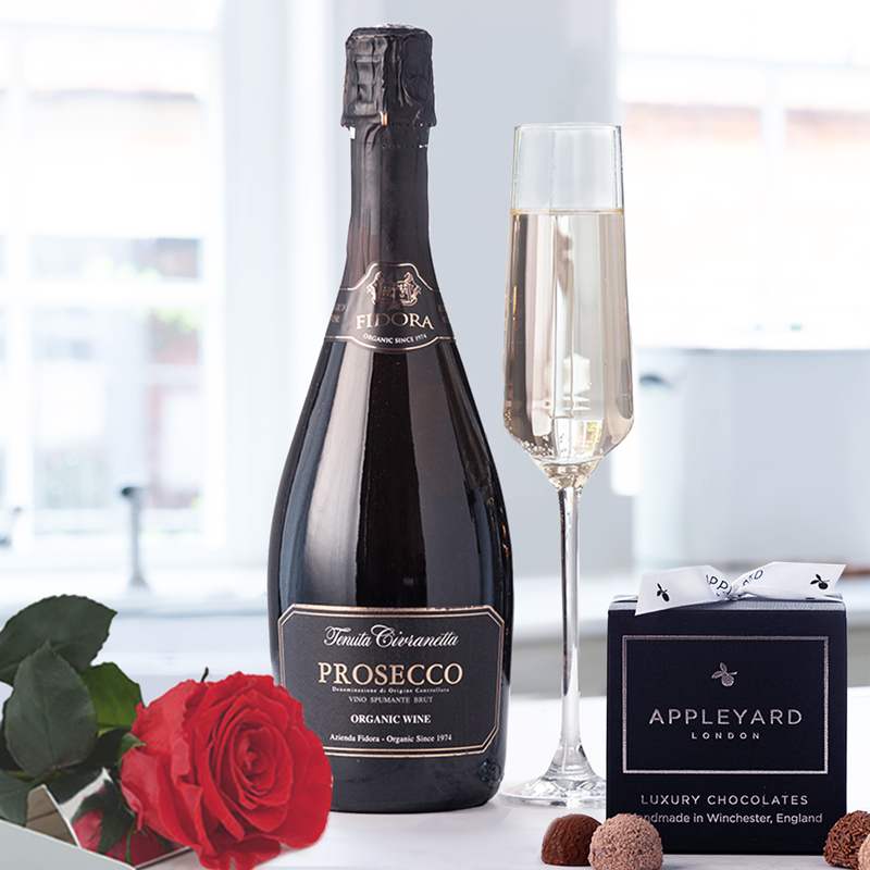 Flower Gift Set Forever Rose - Red - Next Day Flower & Gift Delivery UK - Appleyard London