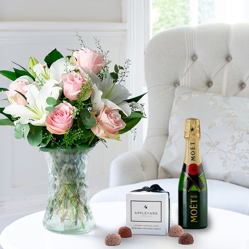 Flowers & Champagne Simply Pink Rose & Lily, Mini Moët & 6 Mixed Truffles - Next Day Flower & Gift Delivery UK - Appleyard London