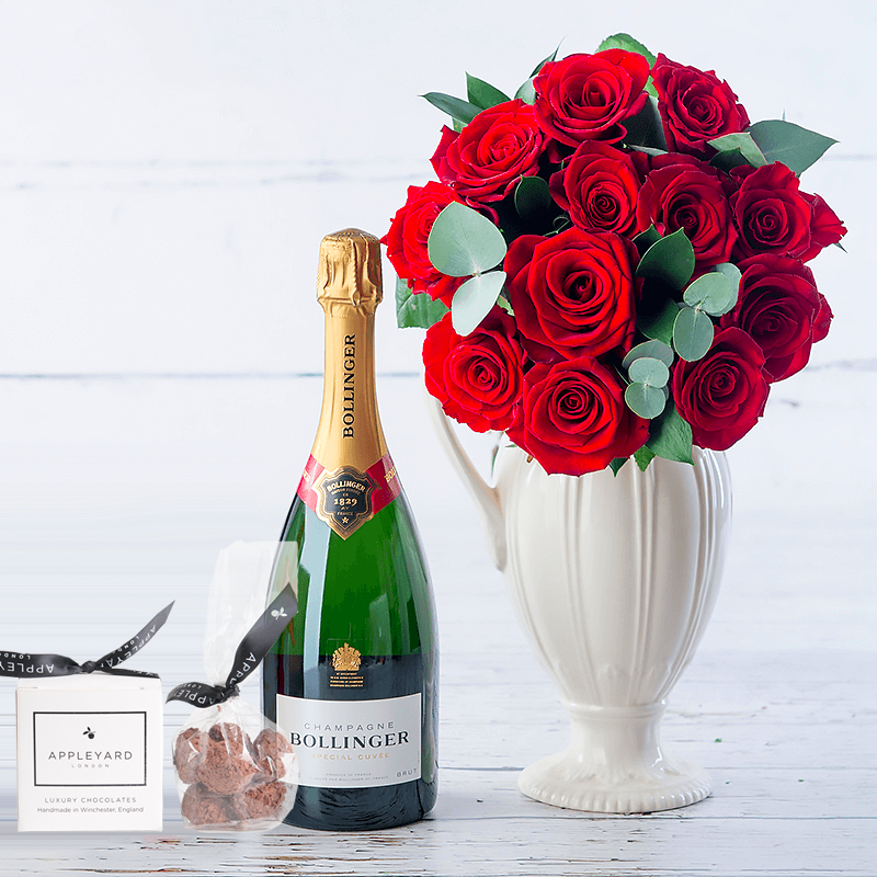 The Opulent Red Rose Gift Set